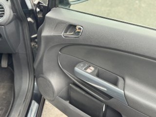 /photos/12498/3eef3b11-012d-a63e-8727-177f07cbe20e_i320x240.jpg
