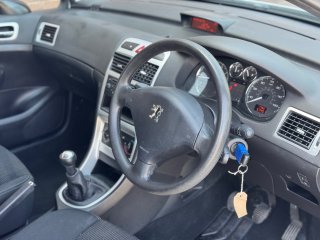 /photos/12498/5867f9a0-0da1-c900-6daa-1bbe48f30511_i320x240.jpg