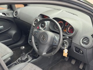 /photos/12498/5c61c75e-2cdf-a12b-a949-c0457b495748_i320x240.jpg