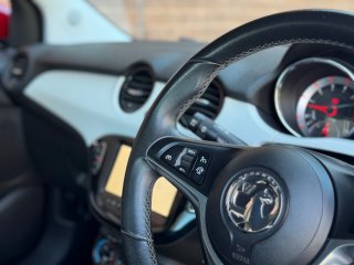 /photos/12498/81067c27-1aa4-14ac-0ccf-4cdab2bc534c_i320x240.jpg