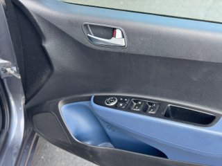 /photos/12498/995272e4-46b3-2035-cbd7-06f386fbc33c_i320x240.jpg