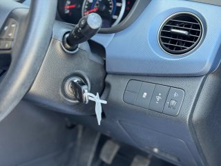 /photos/12498/decd80a9-5c9e-2e36-20c3-c7c4a81bf899_i320x240.jpg