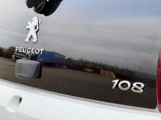 /photos/12498/e3eb2f9c-0e37-e197-cad4-0c7b6d56f93e_i320x240.jpg